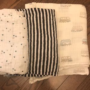 Set of three receiving blankets